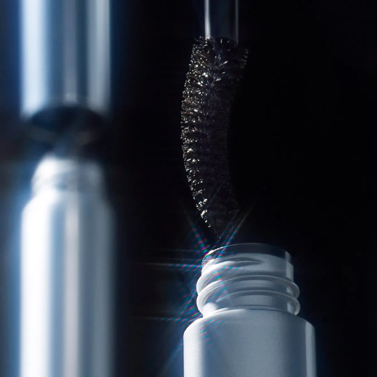 Mascara de Ojos High Impact Zero Gravity