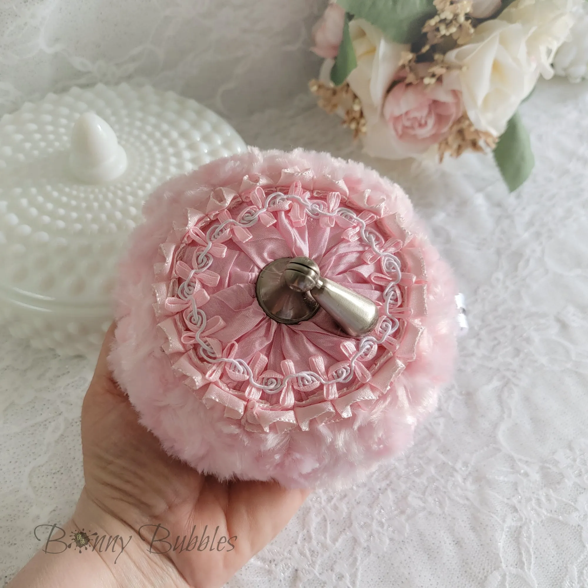 Pink Powder Puff - metal handle, 5.25 inch