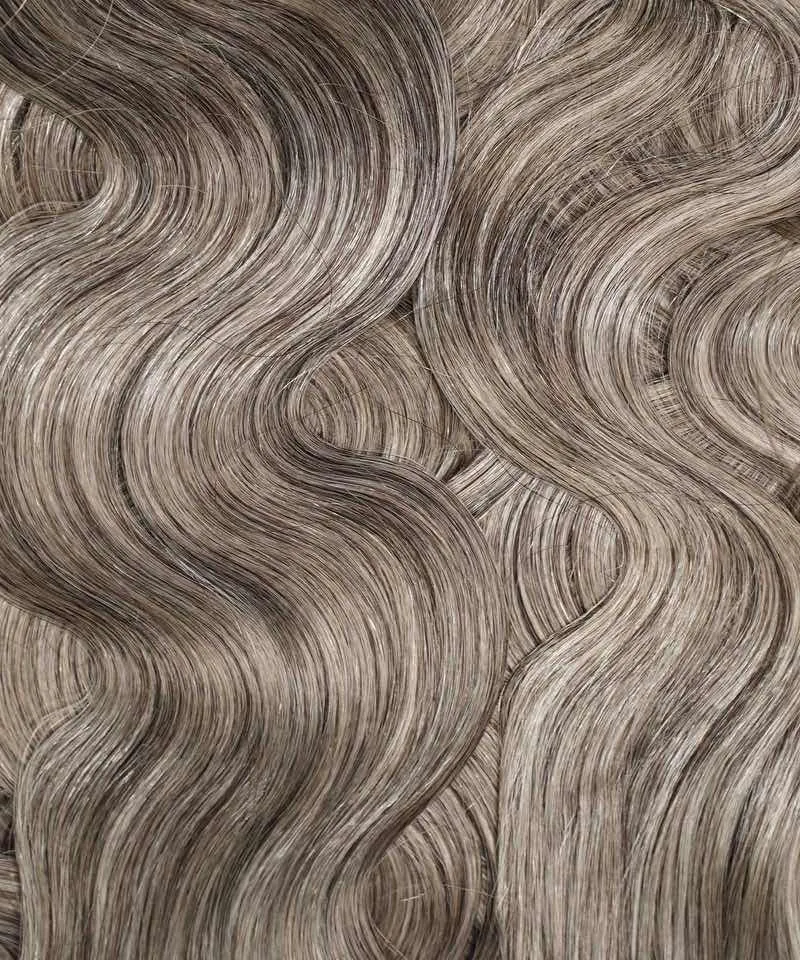 Wavy Seamless Clip-In Hair Extensions